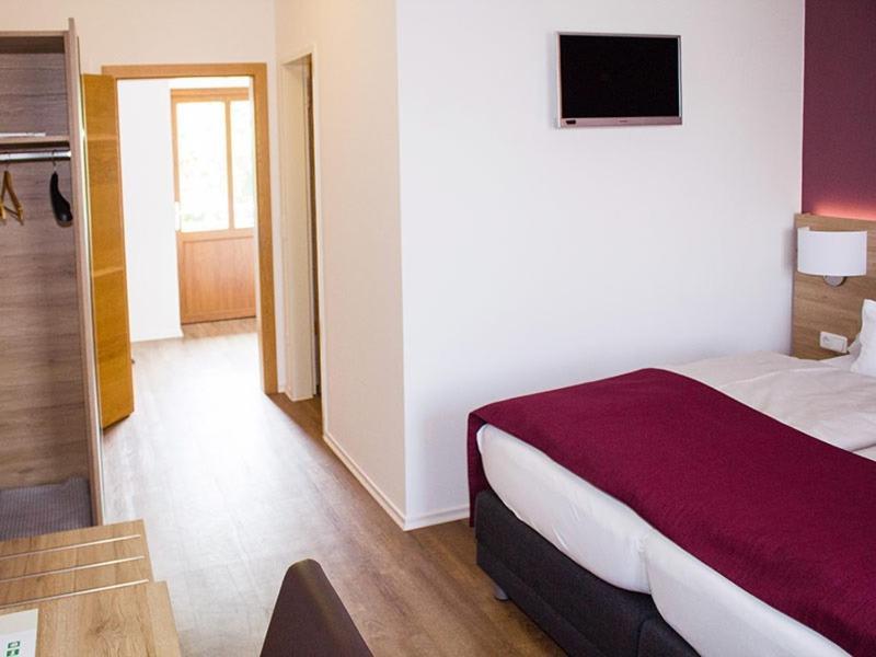 Landgasthaus Zur Linde Pleiskirchen Dış mekan fotoğraf