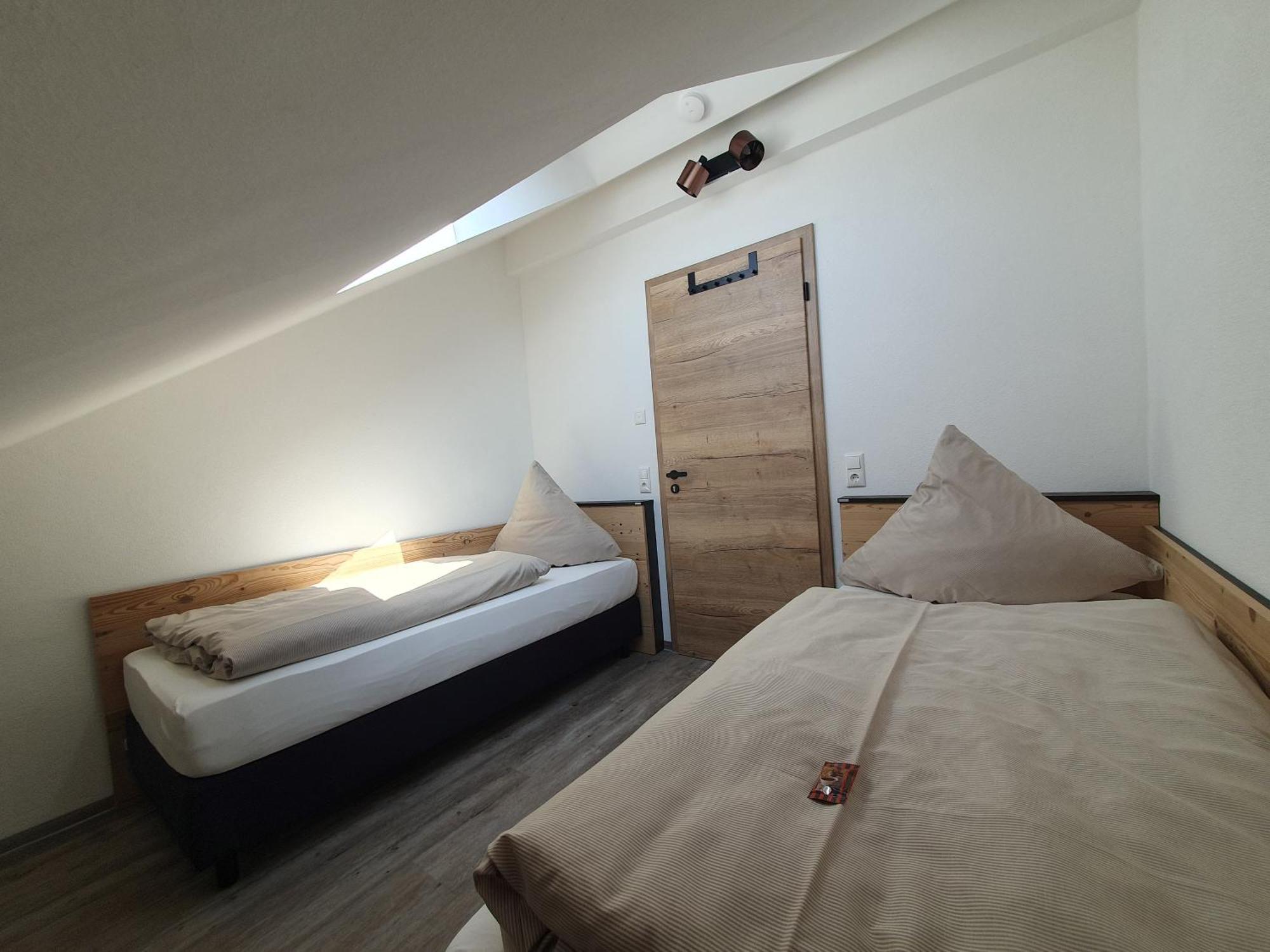 Landgasthaus Zur Linde Pleiskirchen Dış mekan fotoğraf